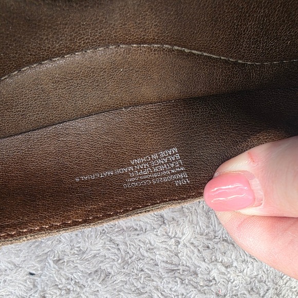 Born Ballet Flats Taupe Suede Round Toe Comfort Slip On Womens 10M Excellent - Picture 6 of 6